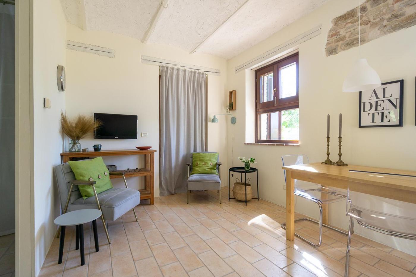 San Pietro  Rosa Nel Pozzo Apartments And B&B מראה חיצוני תמונה
