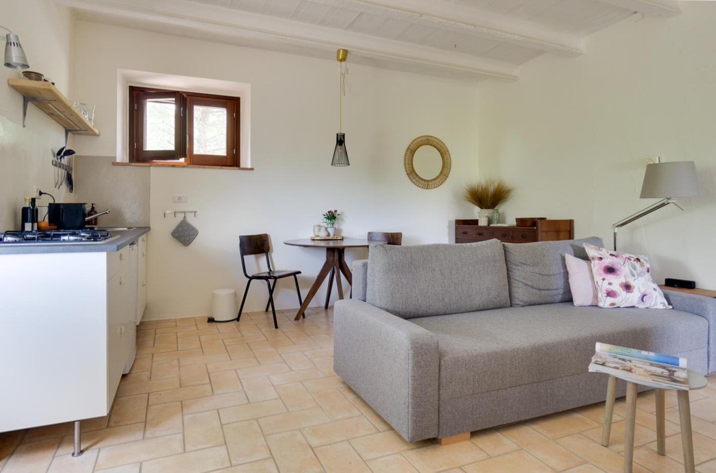 San Pietro  Rosa Nel Pozzo Apartments And B&B מראה חיצוני תמונה