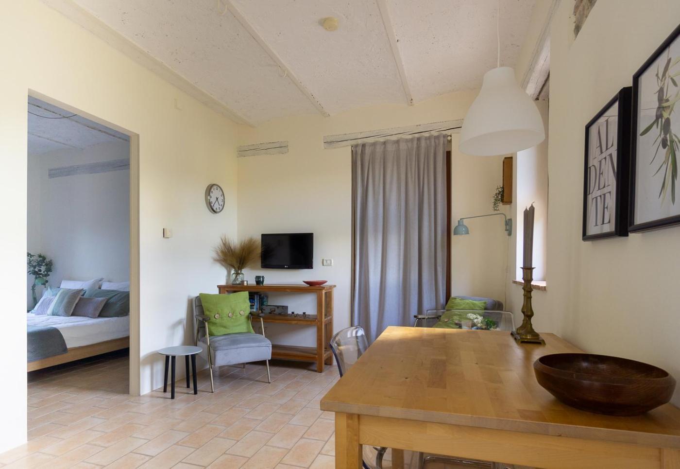 San Pietro  Rosa Nel Pozzo Apartments And B&B מראה חיצוני תמונה