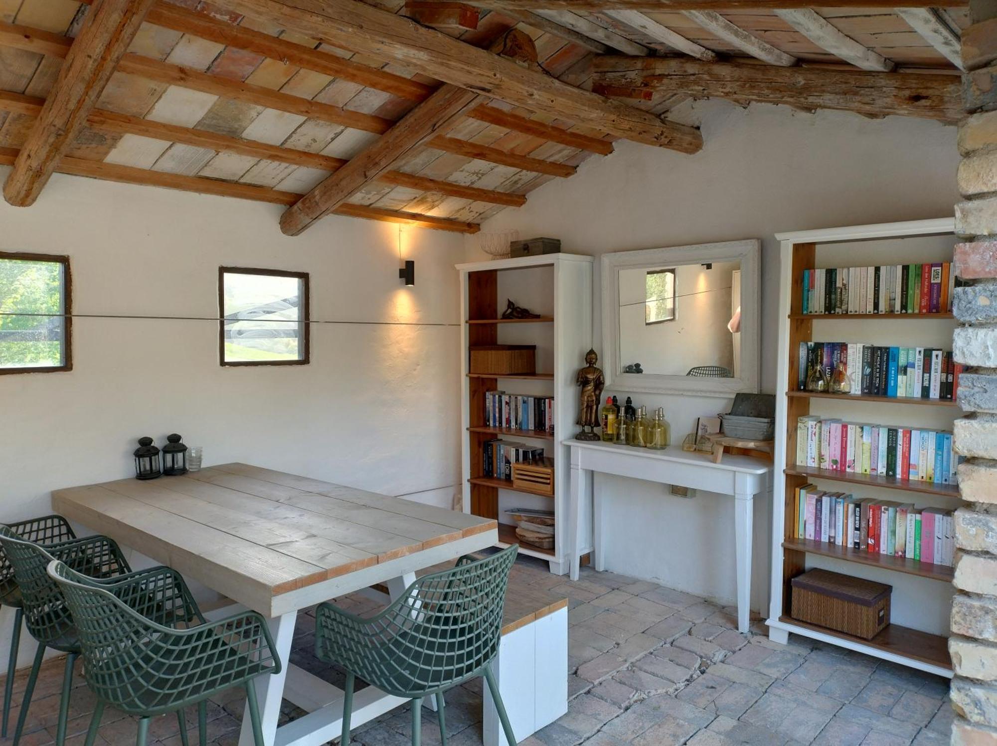 San Pietro  Rosa Nel Pozzo Apartments And B&B מראה חיצוני תמונה
